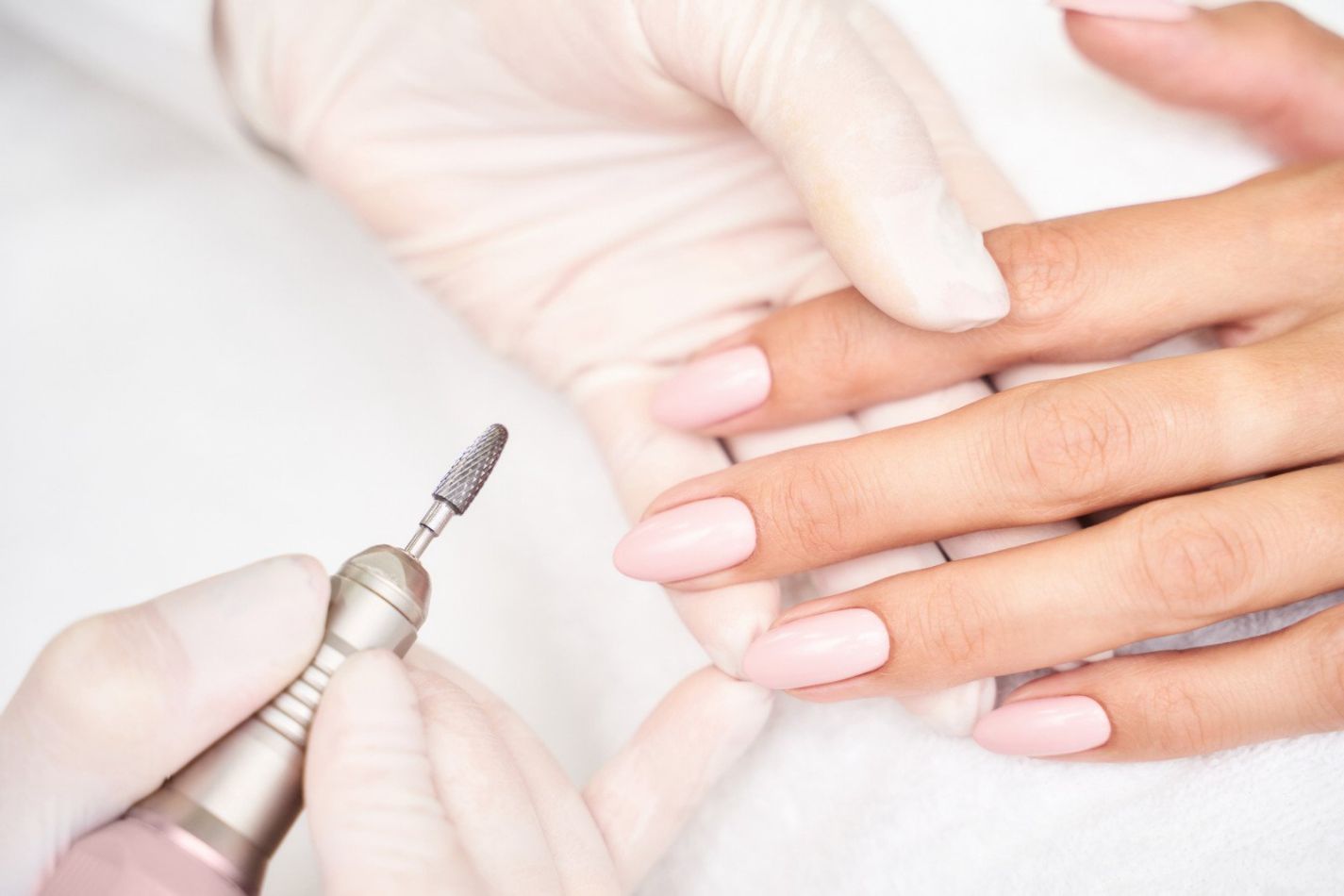 What to Know About Nail Salon Technician Licenses and Certifications |  Insureon
