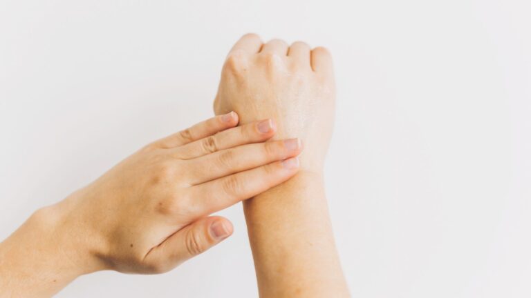 hand skin